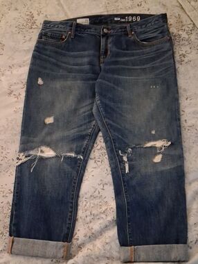 Gap Women's Distressed Roll-Cuff Jeans - Dark Blue